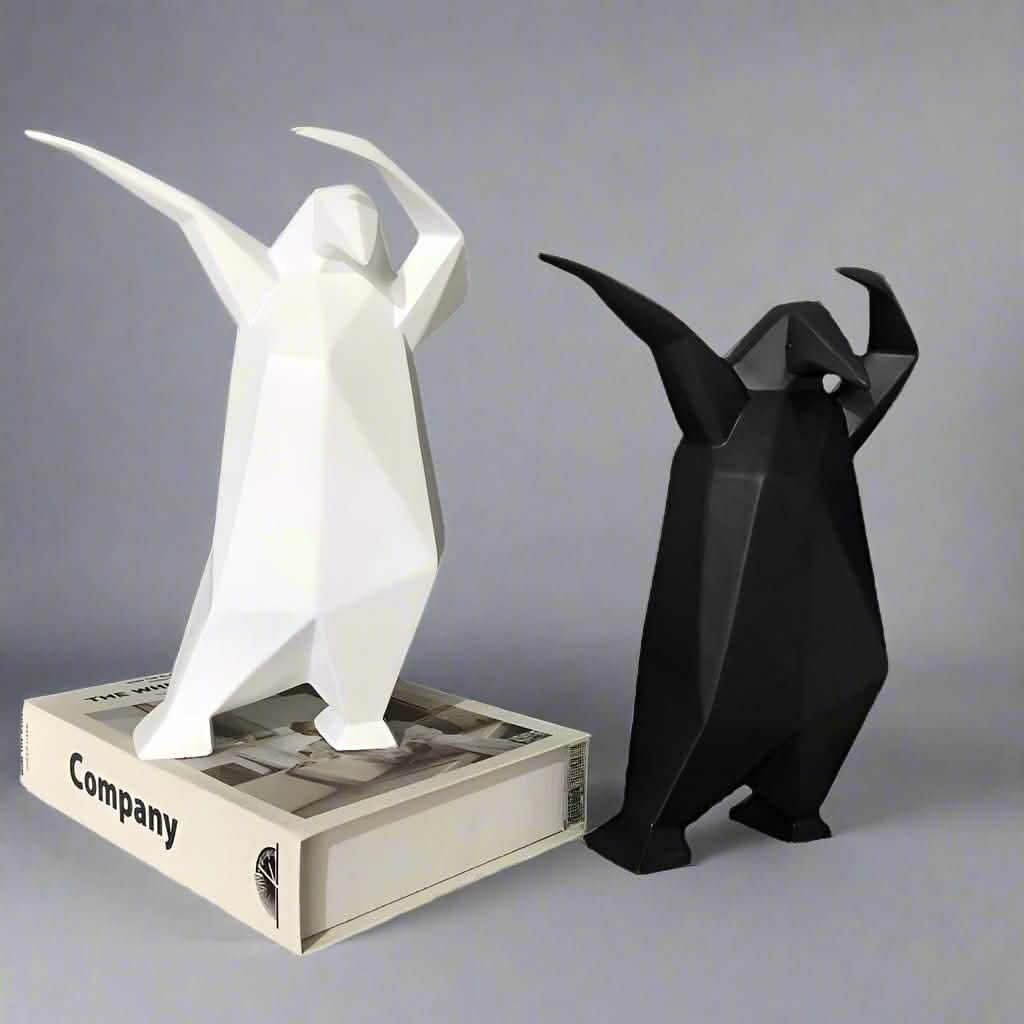 Abstract Penguin Sculpture – Modern Resin Art Home Décor - White 20X8x24.5cm -