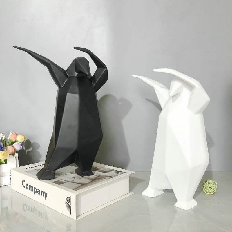 Abstract Penguin Sculpture – Modern Resin Art Home Décor - Black 20X8x24.5cm -