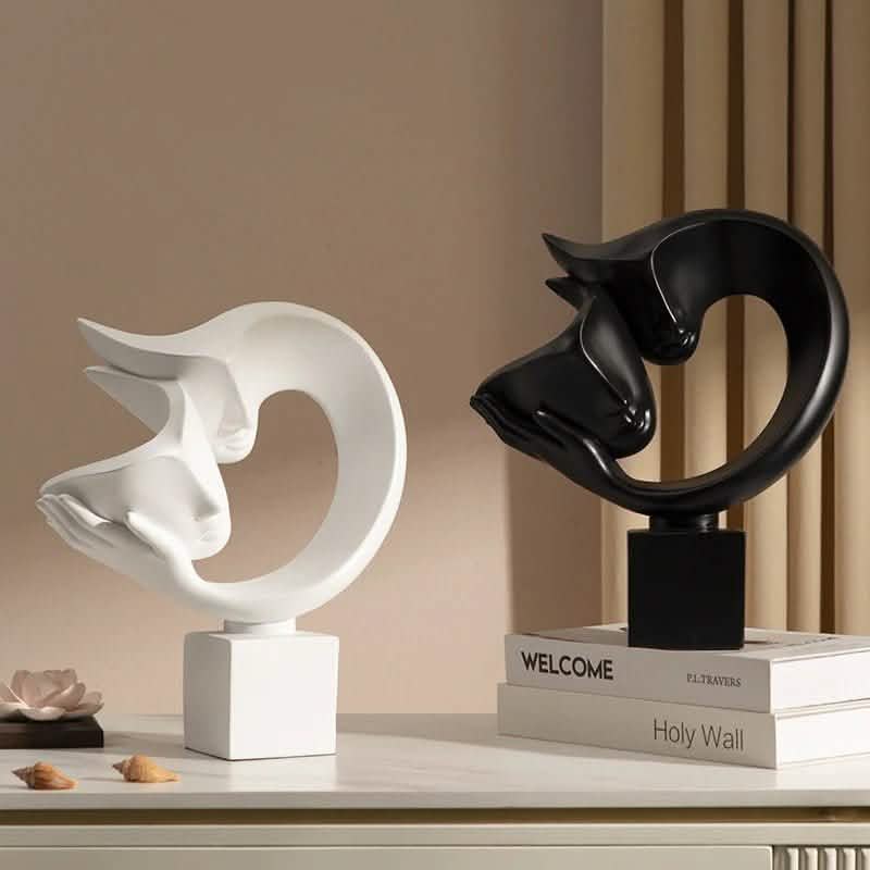 Abstract Resin Sculpture – Modern Minimalist Home Décor Ornament - Black -