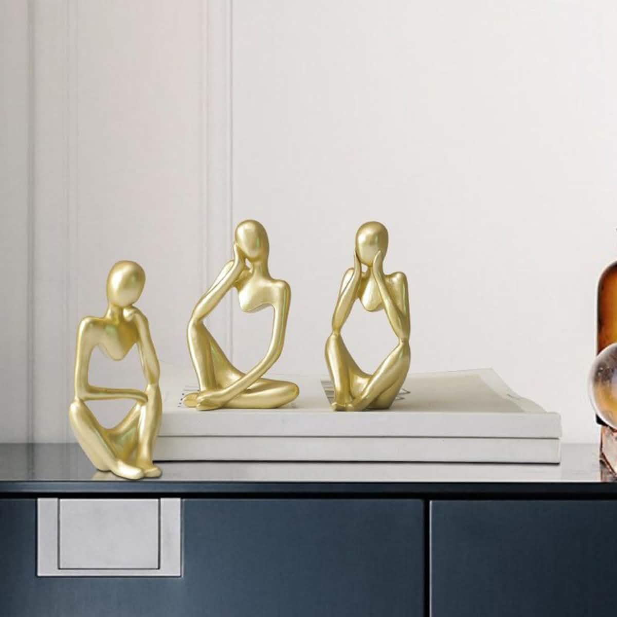 Abstract Thinker Resin Sculpture – Modern Artistic Ornaments in Black, White & Gold - Set - Gold -