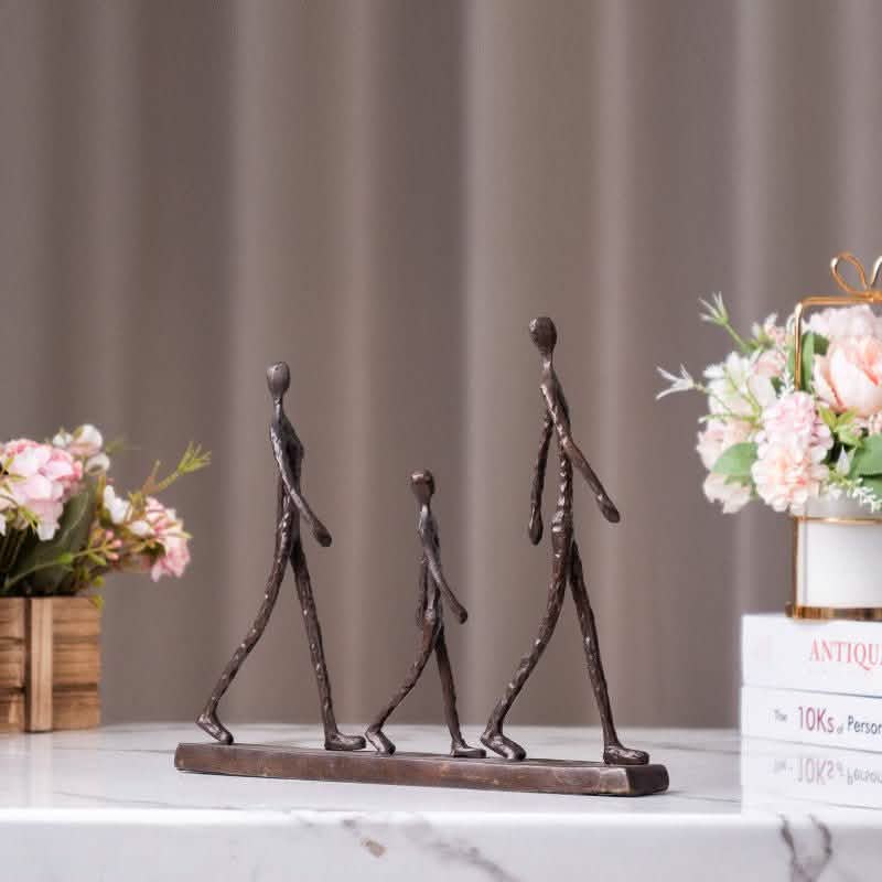Abstract Walking Family Sculpture – Modern Resin Figurine Décor - 25.4X5.3X21.8cm - Black -
