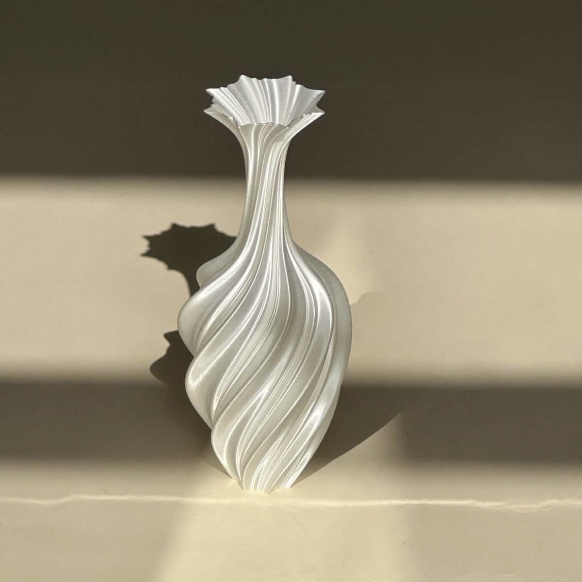 Artistic Twisted Metal Vase – Modern Abstract Retro Flower Arrangement Decor - White -