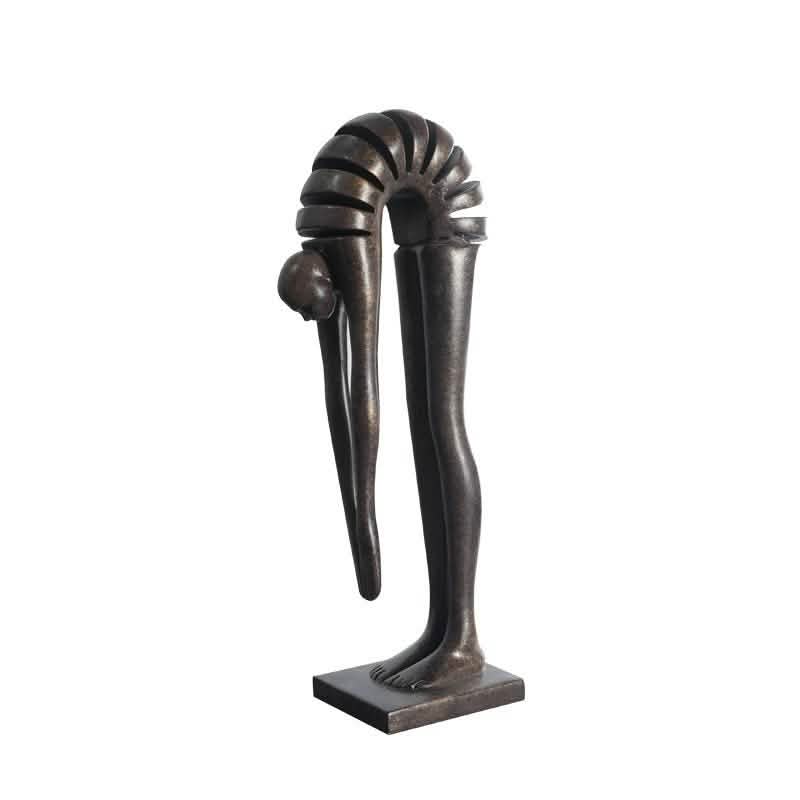 Curved Abstract Portrait Sculpture – Modern Minimalist Resin Art - Dark bronze -