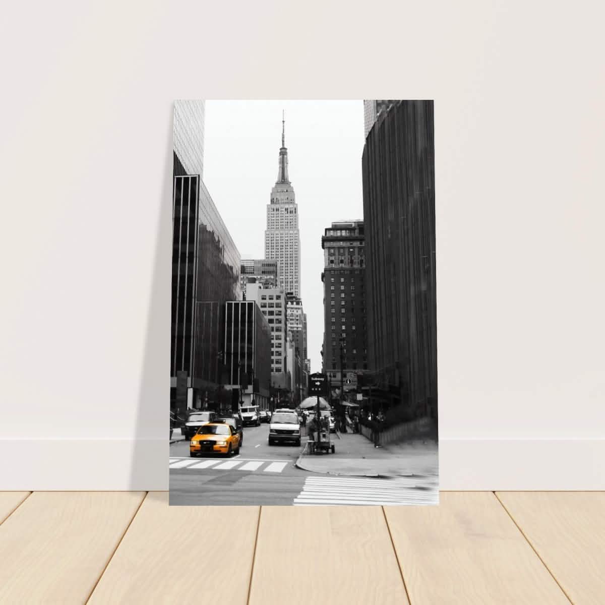 Manhattan Moments - Empire State Tower and Yellow Cab - Aluminum Print - 50x75 cm / 20x30″ -