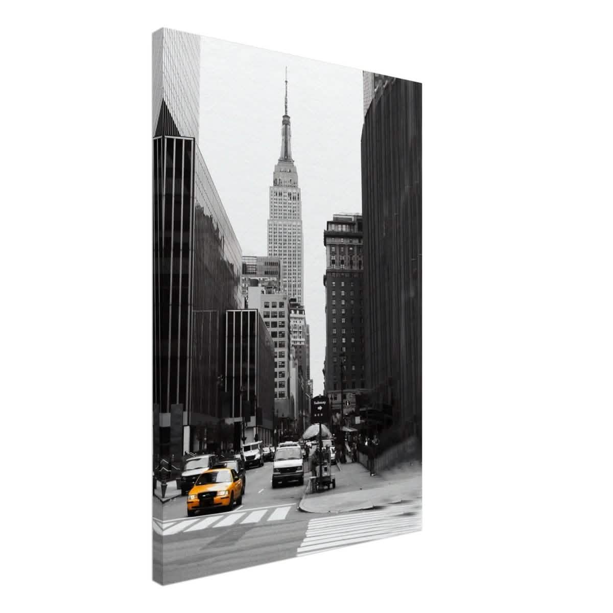 Manhattan Moments - Empire State Tower and Yellow Cab - Canvas - 50x75 cm / 20x30″ -