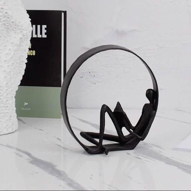 Metal Circle Reading Sculpture – Modern Minimalist Décor - Black -