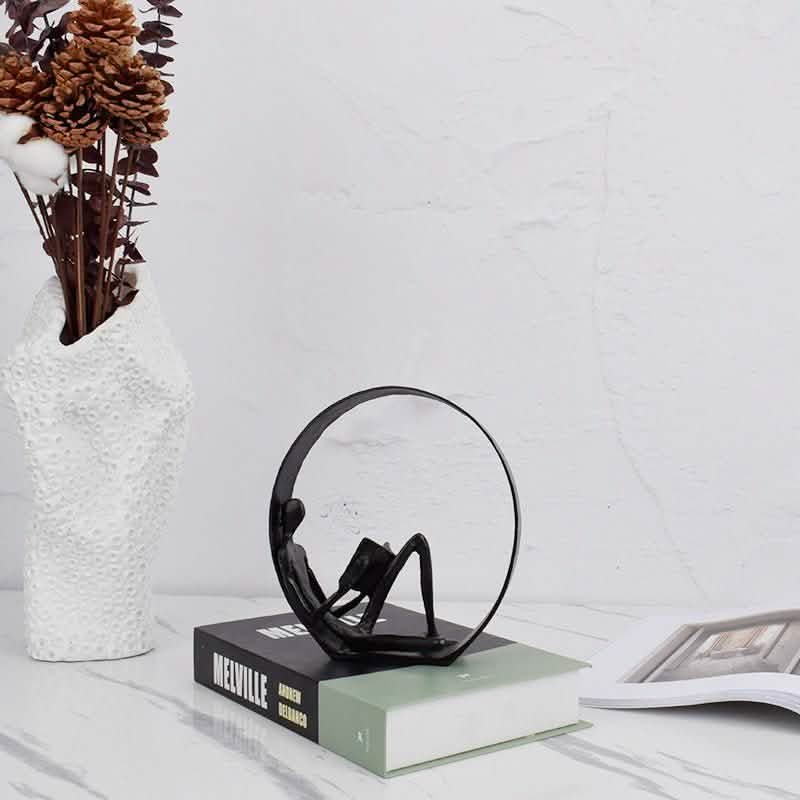 Metal Circle Reading Sculpture – Modern Minimalist Décor - Black -