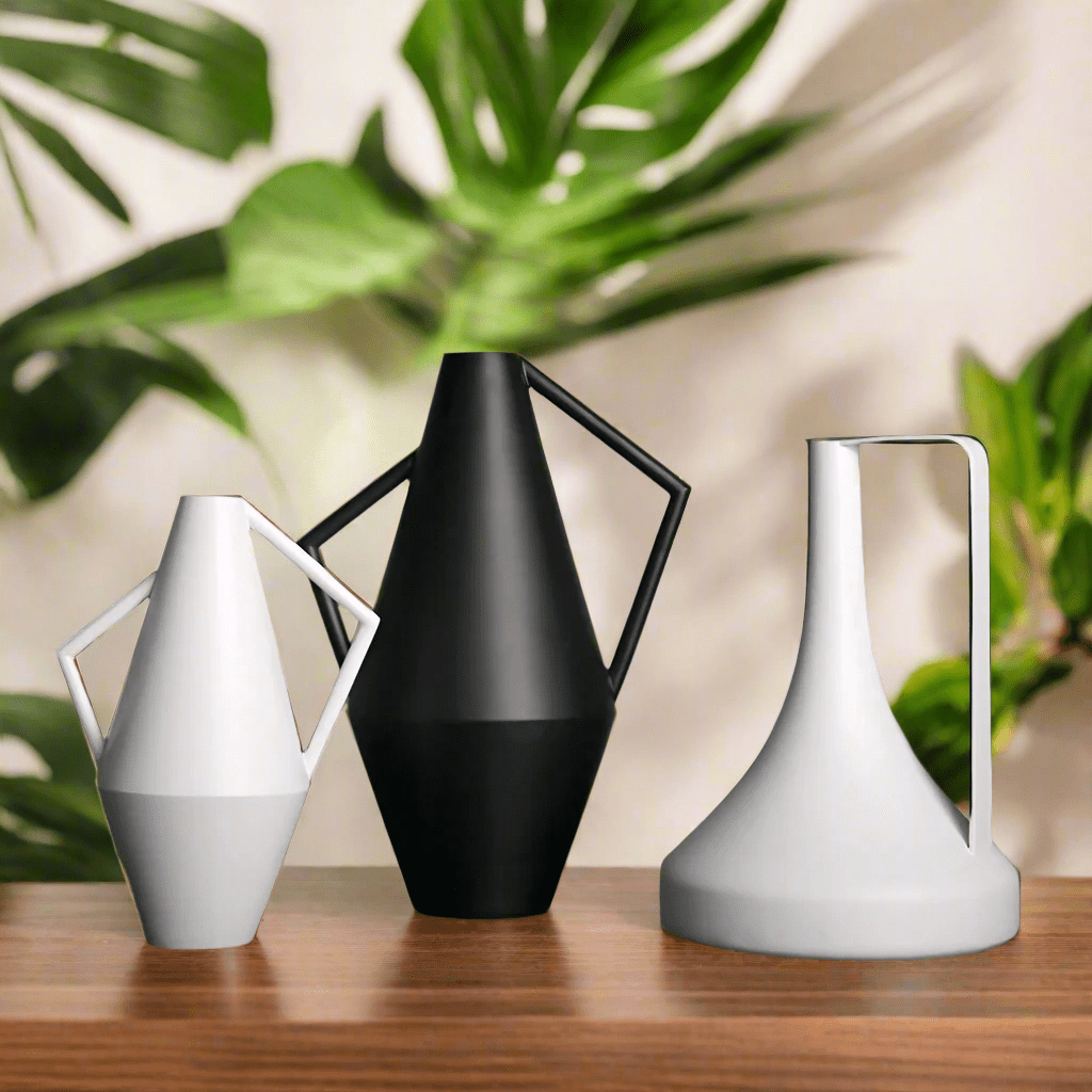 Modern Geometric Resin Vase – Minimalist Black & White Sculptural Decor - White Tall Geometric Vase (38cm) -