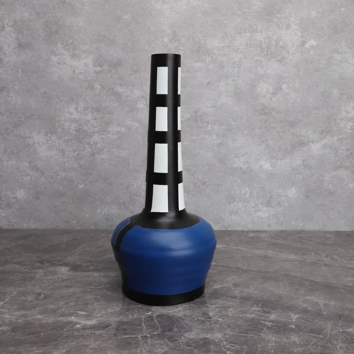 Modern Resin Painted Grid Vase – Geometric Decorative Home Ornament - Tall Grid Vase – 37 cm -