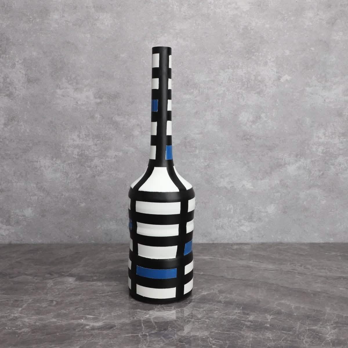 Modern Resin Painted Grid Vase – Geometric Decorative Home Ornament - Tall Grid Vase – 37 cm -