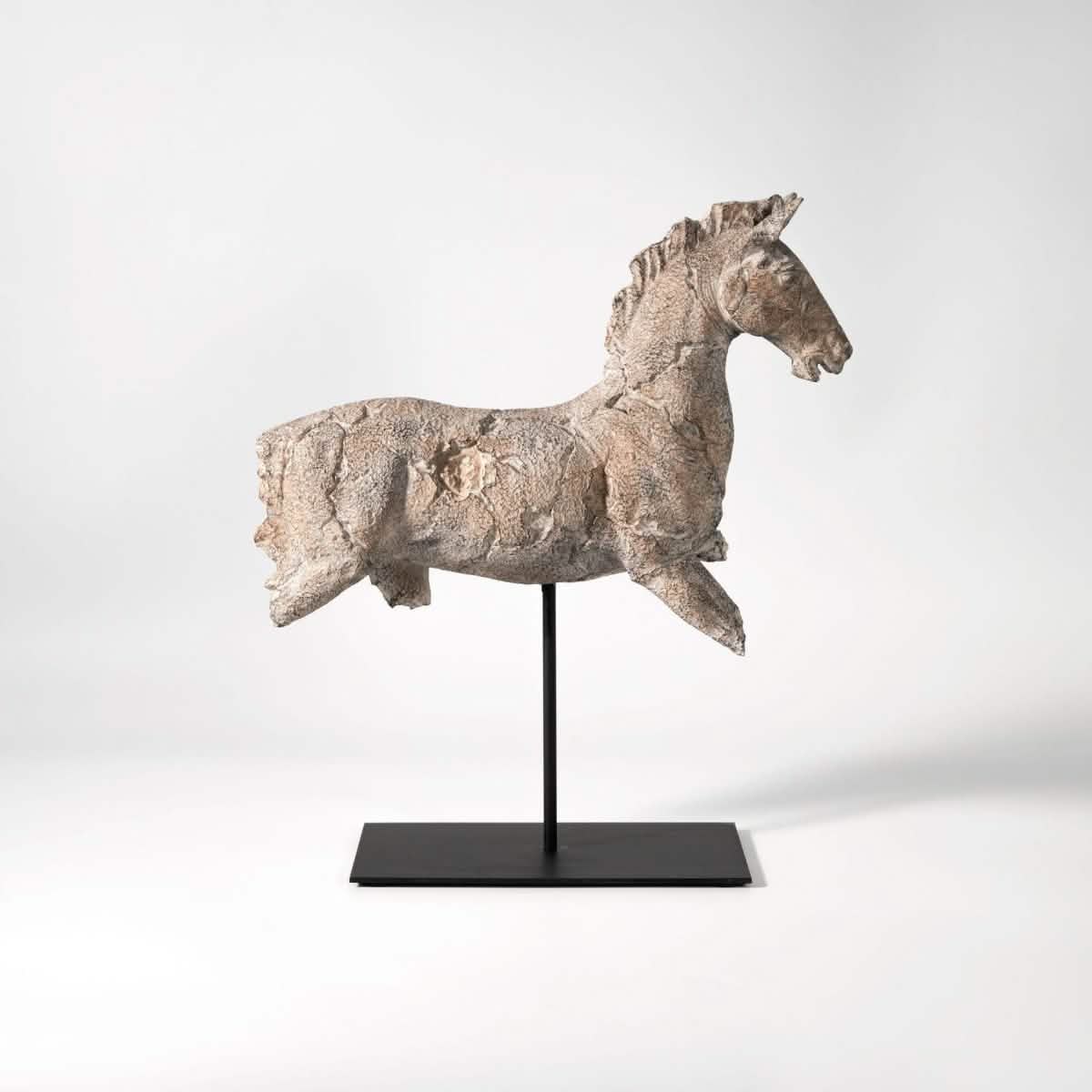 Silent Horse Resin Sculpture – Elegant Modern Tabletop Decoration - Silent Elegance – Horse Sculpture -