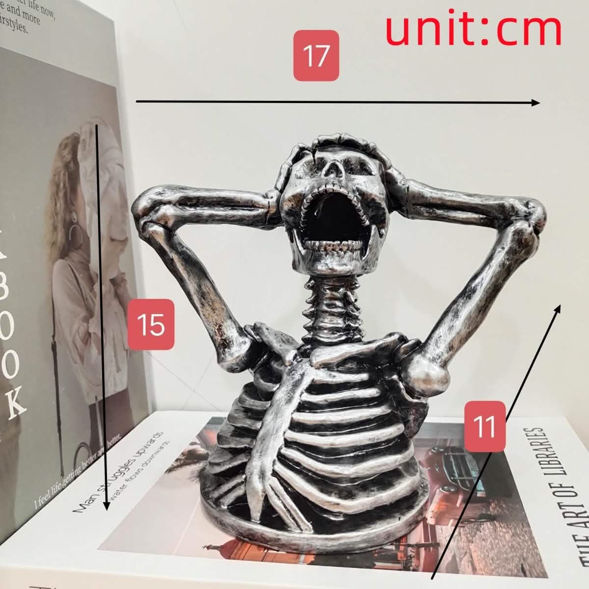 Skeleton Bust Sculpture – Modern Gothic Resin Art - 17x15x11cm - Metallic Silver -