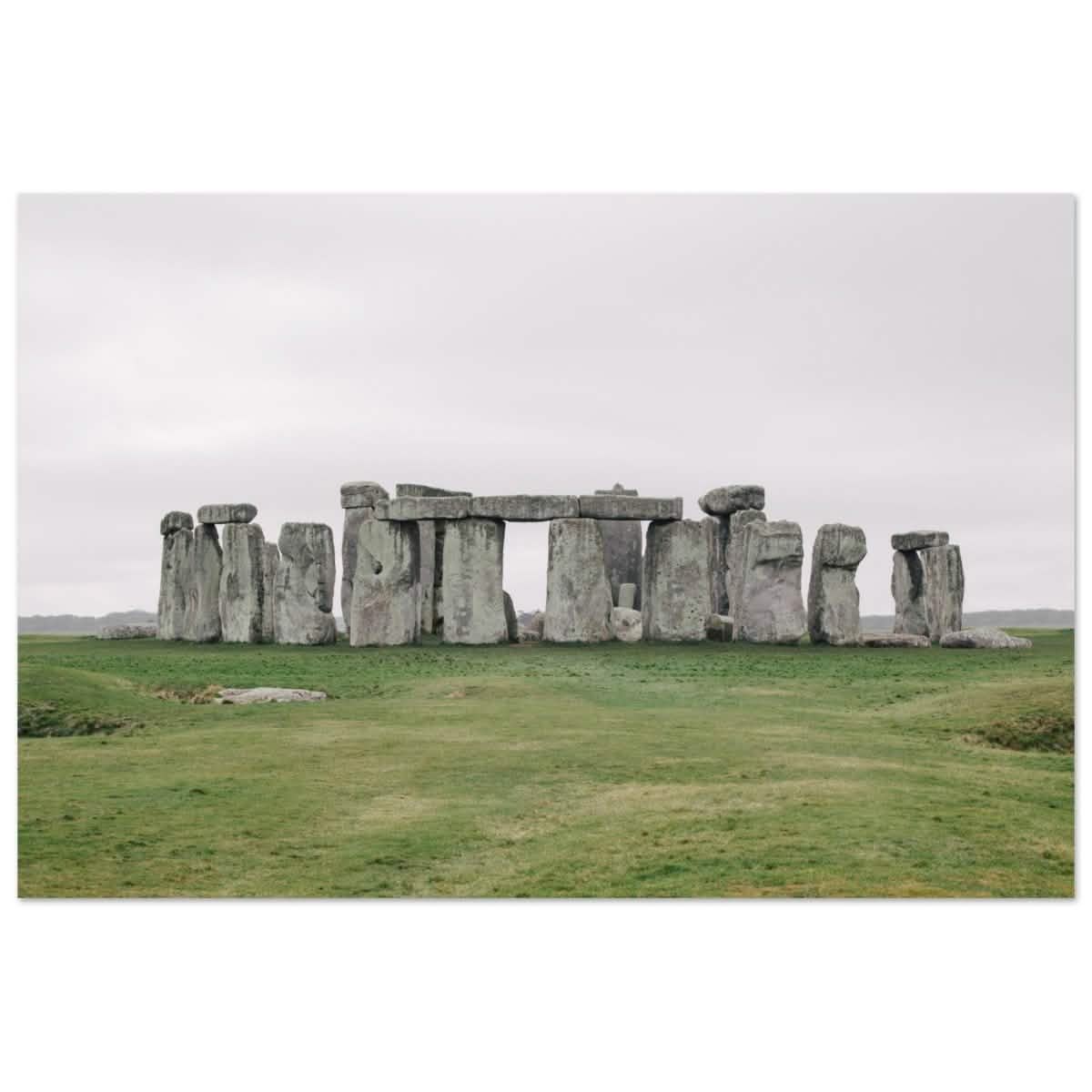 Stonehenge: A Timeless Wonder | Salisbury Plain | Wiltshire, England - Aluminum Print - 40x60 cm / 16x24″ -