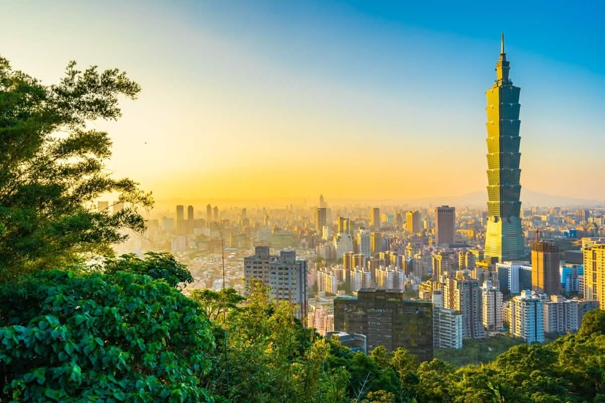 Taipei 101 - Icon of Modern Taiwan | 3 Design Options - 30x45 cm / 12x18″ - Design Option 3 - Acrylic Print