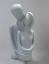 Abstract Couple Statue of Love – Modern Nordic Resin Sculpture for Living Room Decoration & Romantic Home Décor - Grey - embrace - 