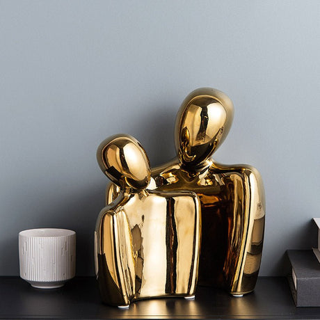 Abstract Embrace Couple Sculpture | Modern Resin Art Décor - Gold - 