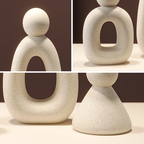 Abstract Family of Three Sculpture – Modern Resin Ornament - Multicolour - 