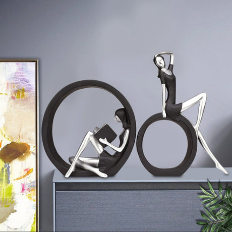 Abstract Girl Sculpture – Modern Resin Art Décor for Living Rooms - Black - 