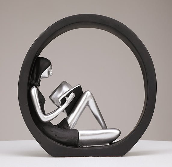Abstract Girl Sculpture – Modern Resin Art Décor for Living Rooms - Black - 