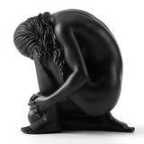 Abstract Kneeling Woman Sculpture – Modern Black Resin Figurine for Elegant Home & Contemporary Art Décor - Black - 