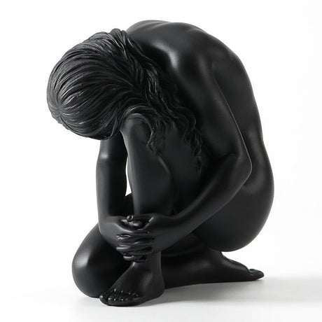 Abstract Kneeling Woman Sculpture – Modern Black Resin Figurine for Elegant Home & Contemporary Art Décor - Black - 