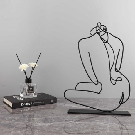 Abstract Line Art Metal Sculpture – Modern Minimalist Character Ornament - Black - 