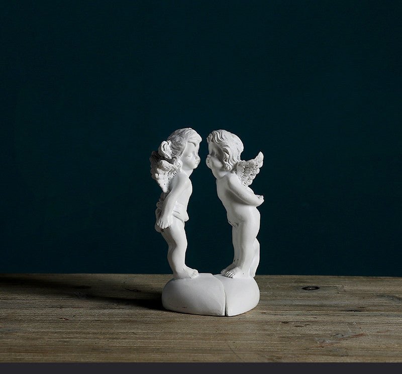 Angel & Mythological Character Sculptures – Resin Art Décor Collection - Angel of love - 