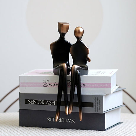 Cuddle in Time Sculpture | Abstract Couple Sculpture – Modern Resin Cuddle - Cuddle Couple - 