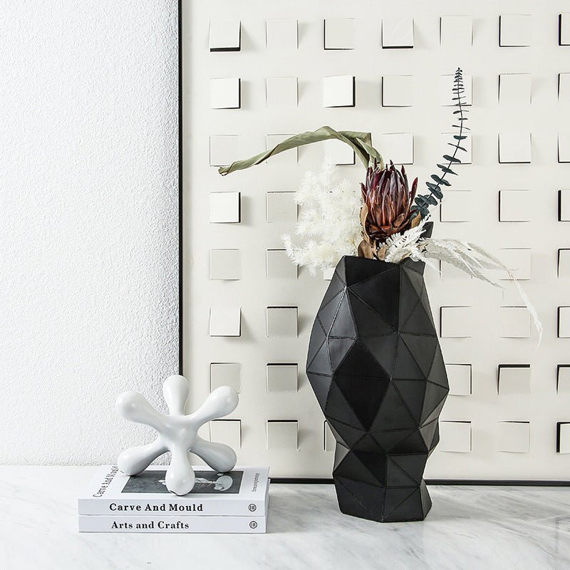 Geometric Resin Vase – Modern Abstract Triangle Design (Black & Brown) - Black - 