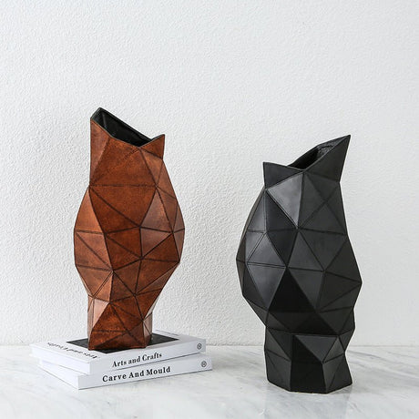 Geometric Resin Vase – Modern Abstract Triangle Design (Black & Brown) - Black - 