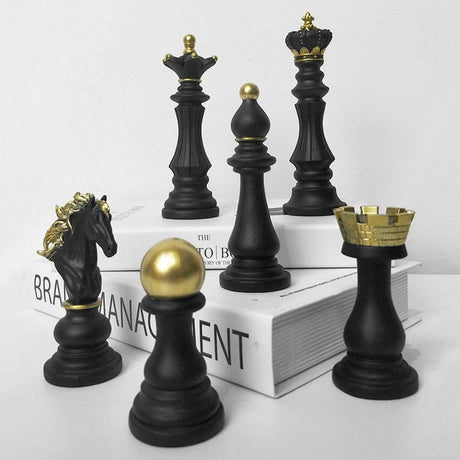 Luxury Resin Chess Piece Ornaments – Creative Modern Decor - Black King Ornament - 