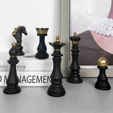 Luxury Resin Chess Piece Ornaments – Creative Modern Decor - Black King Ornament - 