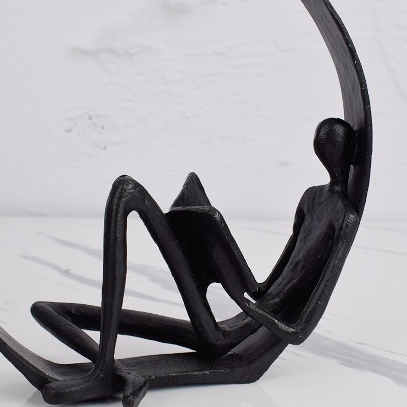 Metal Circle Reading Sculpture – Modern Minimalist Décor - Black - 