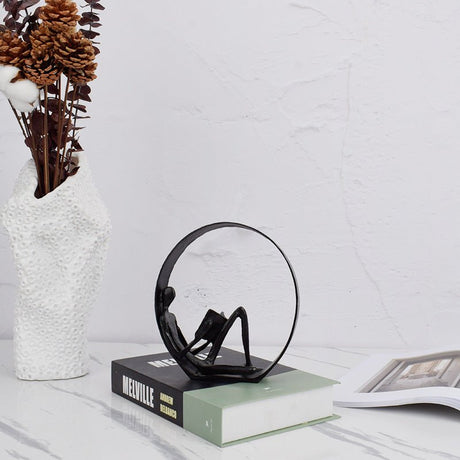 Metal Circle Reading Sculpture – Modern Minimalist Décor - Black - 