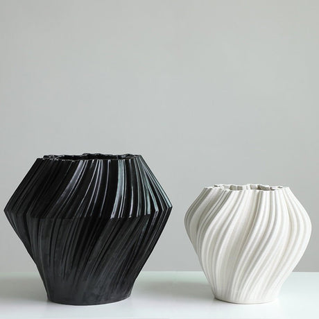 Modern Ceramic Art Vase – Black & White Decorative Home Décor - Large black - 