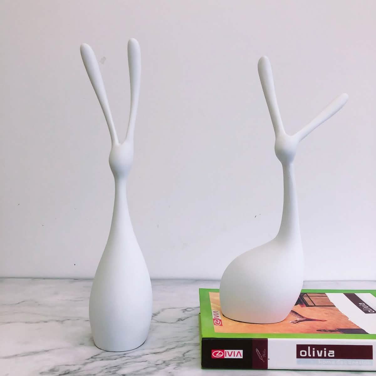 Modern Geometric Rabbit Resin Sculptures – Minimalist Nordic Ornaments (Black & White) - Set - White - 