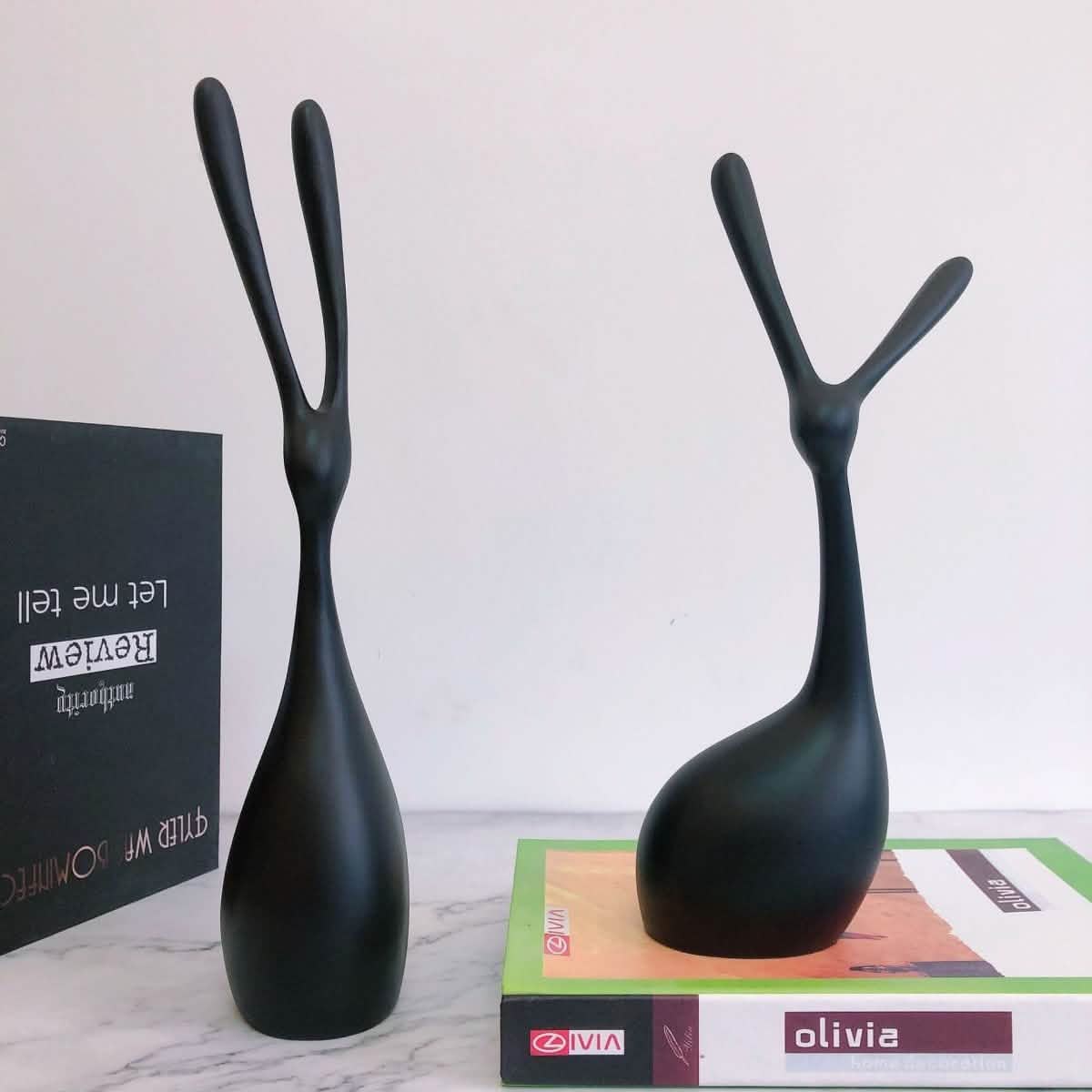 Modern Geometric Rabbit Resin Sculptures – Minimalist Nordic Ornaments (Black & White) - Set - Black - 