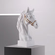 Modern Horse Head Sculpture – Nordic Style Resin Art Décor - White - 