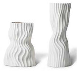 Modern Minimalist Corrugated Resin Vase – Black & White Sculptural Flower Holder - Black Large 13x11x34cm - 