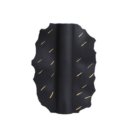 Modern Minimalist Corrugated Resin Vase – Black & White Sculptural Flower Holder - Meteor Vase 21x6x30cm - 