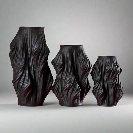 Modern Minimalist Porcelain Vase – Sculptural Black Glazed Décor - Small 24.5cm x 16cm - 