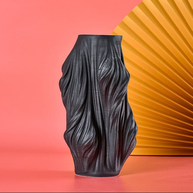 Modern Minimalist Porcelain Vase – Sculptural Black Glazed Décor - Small 24.5cm x 16cm - 