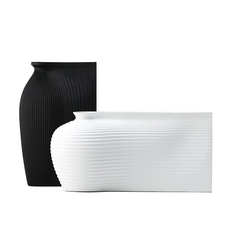 Nordic Minimalist Geometric Resin Vase – Modern Black & White Sculptural Décor - Black & White Set - 
