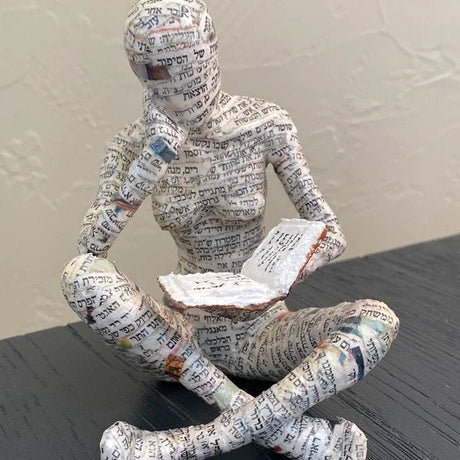 Reading Woman Resin Sculptures – Thinker Character Ornaments for Home & Office Décor - Meditator - 