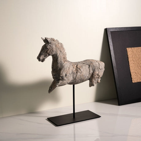 Silent Horse Resin Sculpture – Elegant Modern Tabletop Decoration - Silent Elegance – Horse Sculpture - 