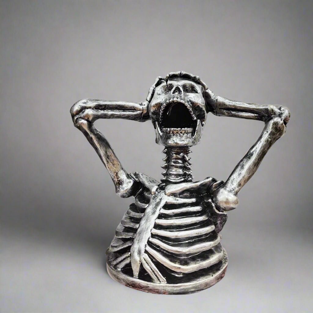 Skeleton Bust Sculpture – Modern Gothic Resin Art - 17x15x11cm - Metallic Silver - 