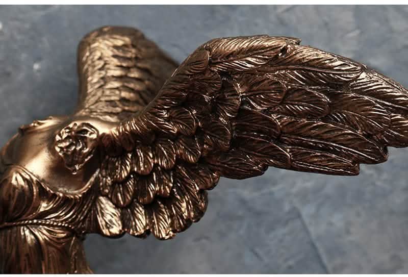 Winged Victory of Samothrace Statue – Classical Greek Goddess Nike Sculpture Replica for Home Décor & Art Collectors - L - Gold - 