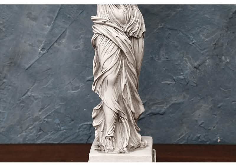 Winged Victory of Samothrace Statue – Classical Greek Goddess Nike Sculpture Replica for Home Décor & Art Collectors - L - Gold - 